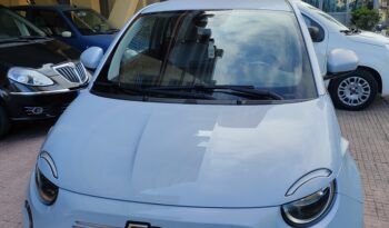 FIAT 500e pieno