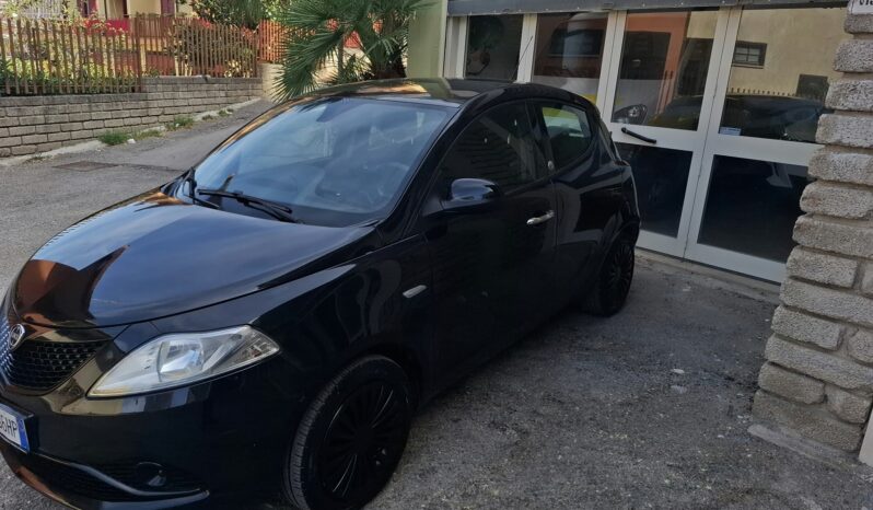 LANCIA YPSILON 1.2 69cv GPL Ecochic Gold pieno